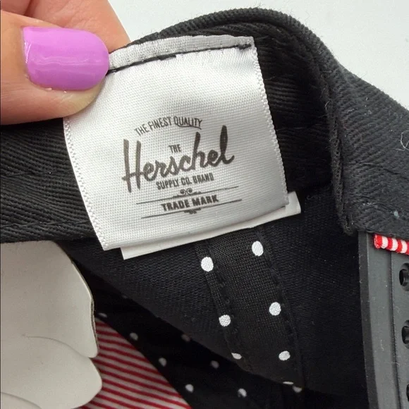 Herschel Supply Company Black Cotton Baseball Cap with H Logo - Picture 6 of 7